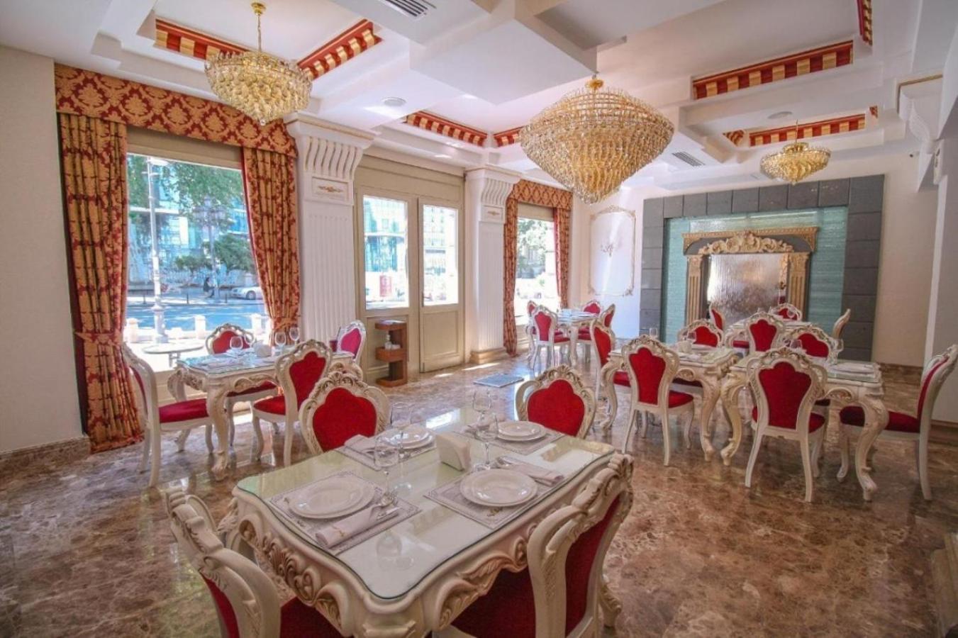 Hotel Aqua Liberty Tiflis Exterior foto