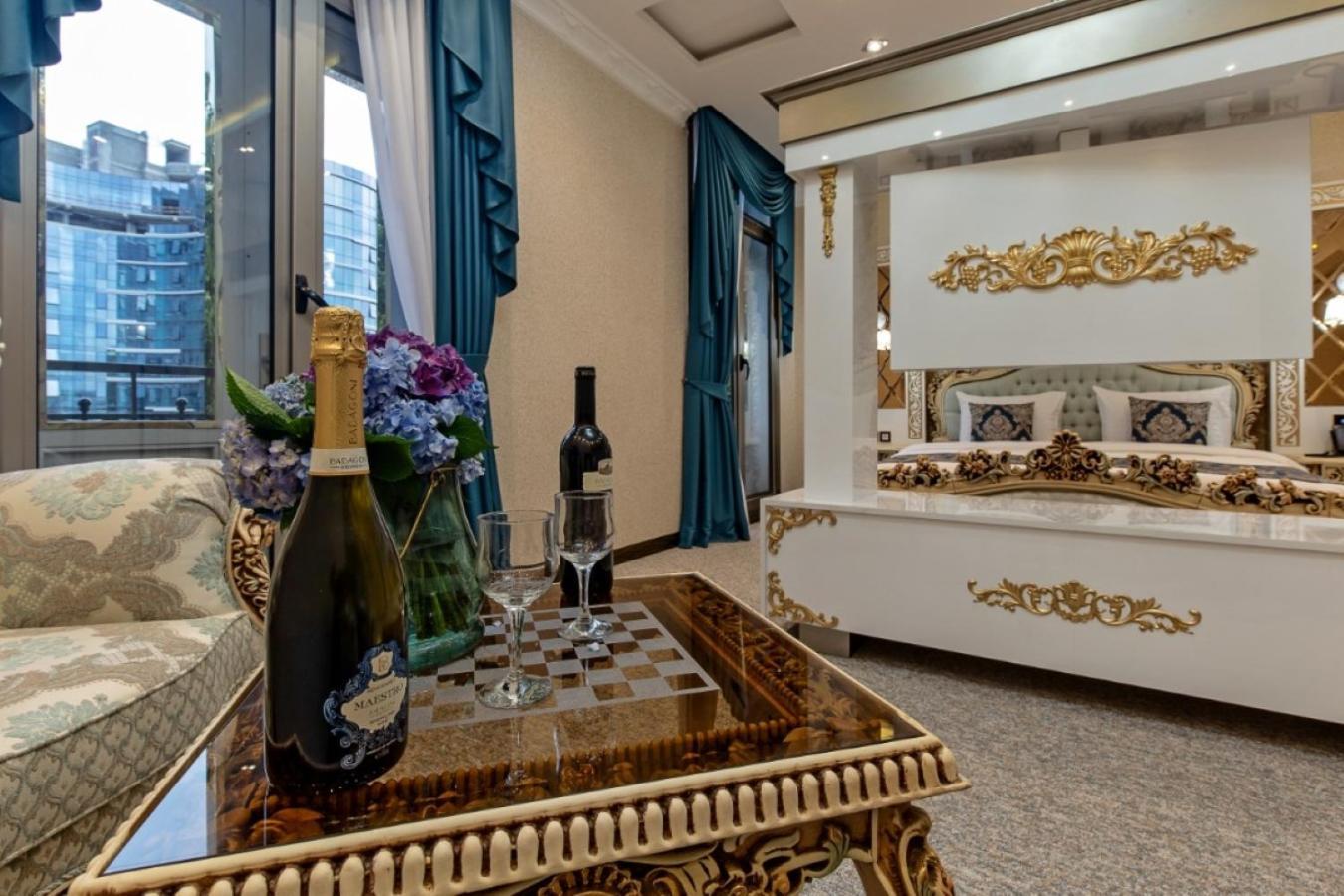 Hotel Aqua Liberty Tiflis Exterior foto